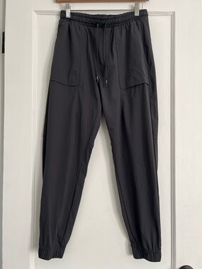 Fabletics Women’s Joggers, size S